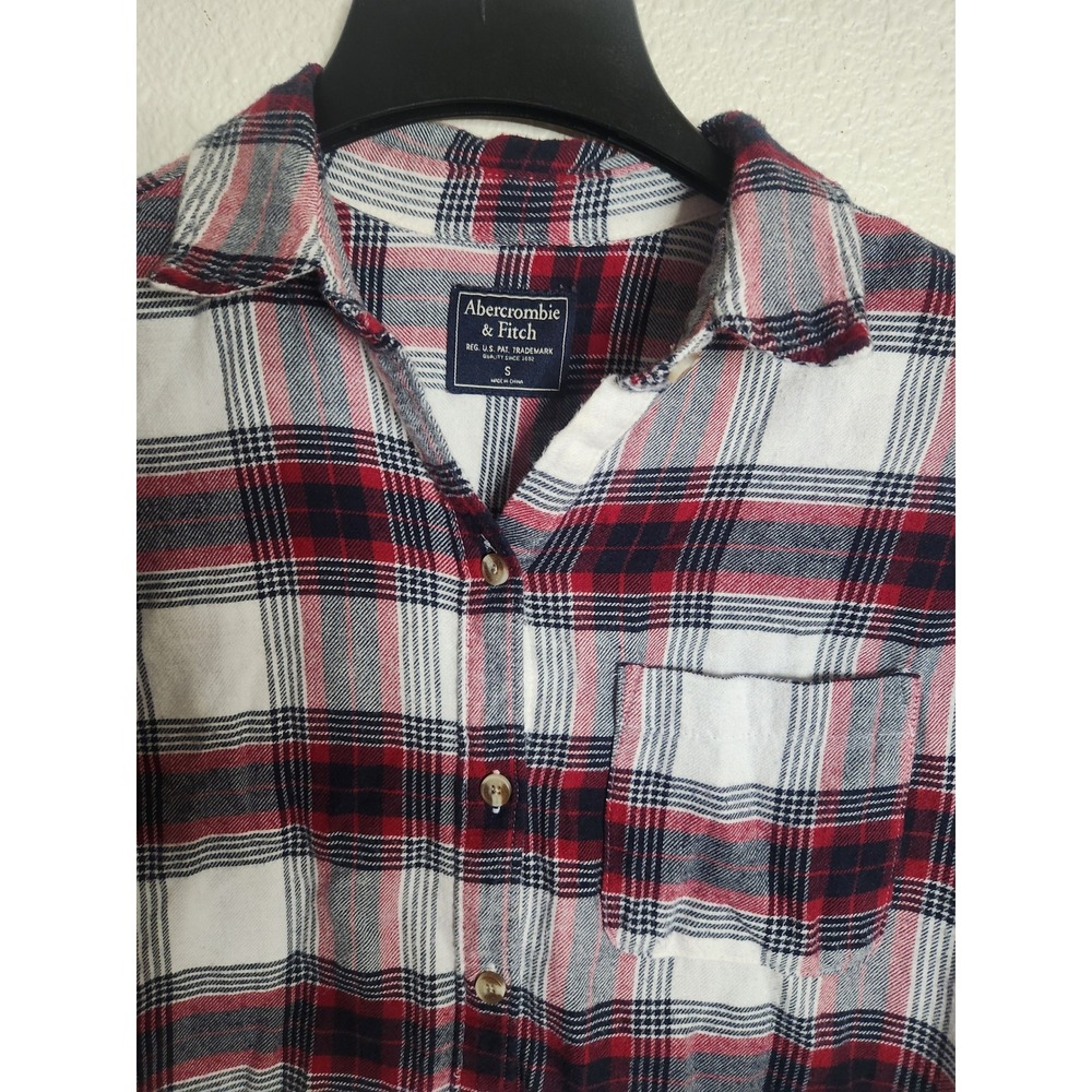 Abercrombie & Fitch Red White Blue Plaid Flannel Button Down Shirt Small Casual - Picture 3 of 8